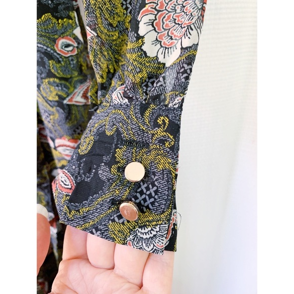 Flowy long sleeved floral maxi dress - Picture 4 of 4